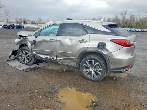 2T2HZMDA4MC266695 2021 LEXUS RX - Image 2