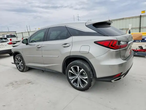2T2HZMDA4MC269628 2021 LEXUS RX - Image 2