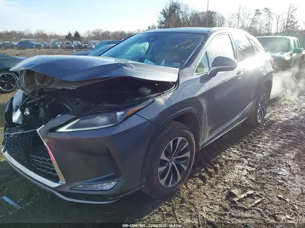 2T2HZMDA4NC325133 2022 LEXUS RX - Image 2