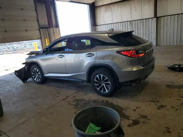 2T2HZMDA4NC331708 2022 LEXUS RX - Image 2