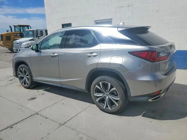 2T2HZMDA4NC342174 2022 LEXUS RX - Image 2