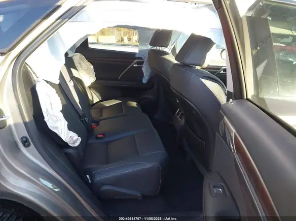 2T2HZMDA4NC360352 2022 LEXUS RX - Image 8