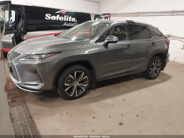 2T2HZMDA5LC232697 2020 LEXUS RX - Image 2