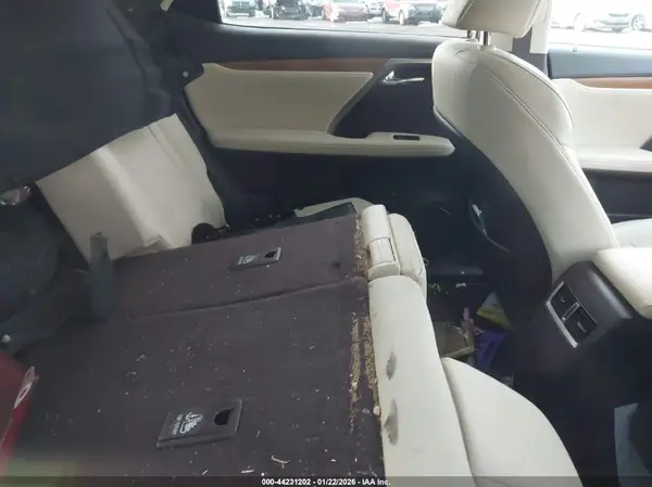 2T2HZMDA5LC239083 2020 LEXUS RX - Image 8