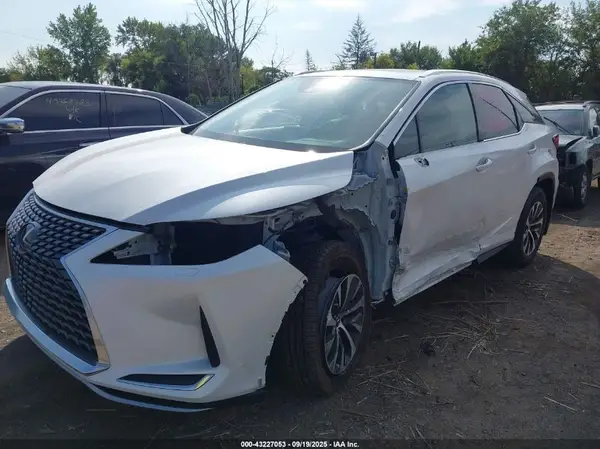2T2HZMDA5LC239987 2020 LEXUS RX - Image 2