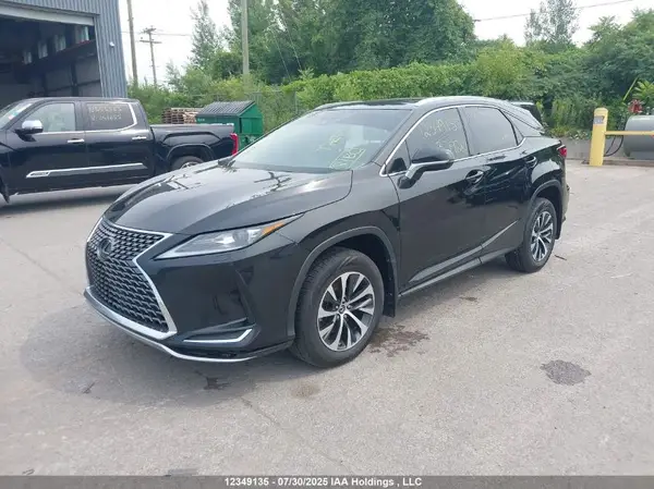 2T2HZMDA5NC329210 2022 LEXUS RX - Image 2