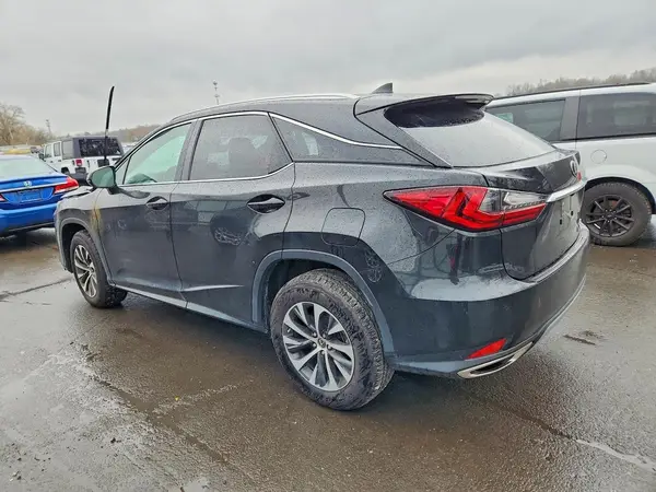 2T2HZMDA5NC339087 2022 LEXUS RX - Image 2