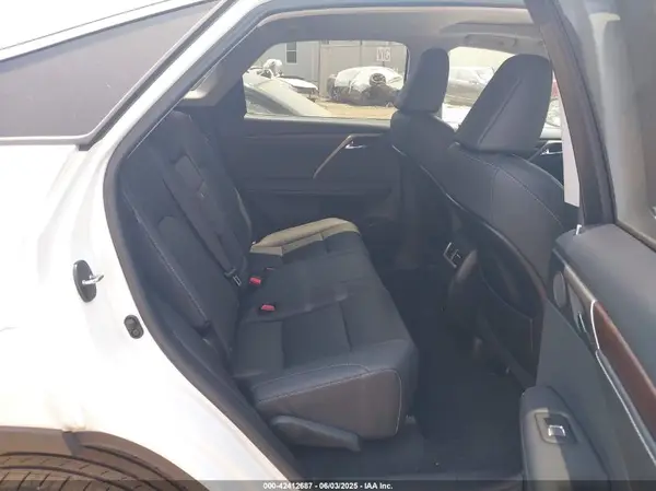 2T2HZMDA5NC352244 2022 LEXUS RX - Image 8
