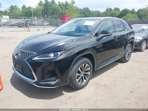 2T2HZMDA6LC256135 2020 LEXUS RX - Image 2