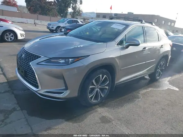 2T2HZMDA6MC258128 2021 LEXUS RX - Image 2