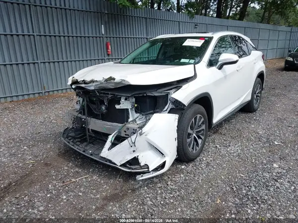 2T2HZMDA6MC264513 2021 LEXUS RX - Image 2