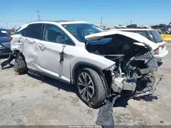 2T2HZMDA6MC302001 2021 LEXUS RX