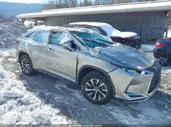 2T2HZMDA6MC303990 2021 LEXUS RX