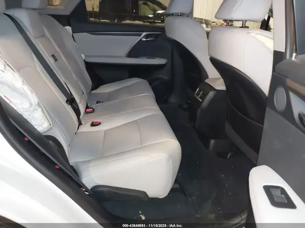2T2HZMDA6NC310908 2022 LEXUS RX - Image 8