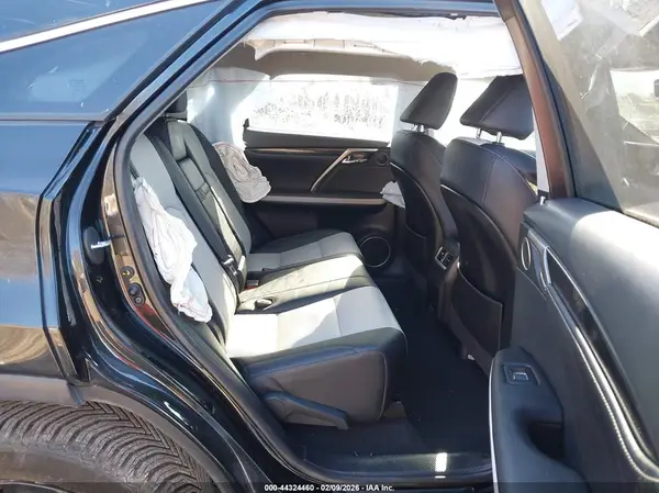 2T2HZMDA6NC318815 2022 LEXUS RX - Image 8
