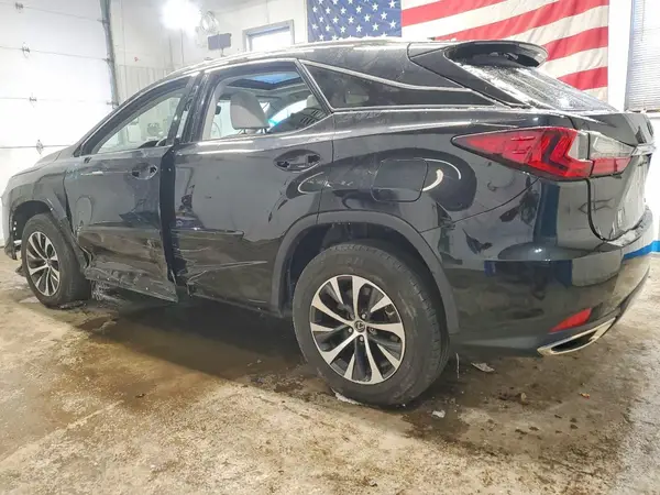 2T2HZMDA6NC325070 2022 LEXUS RX - Image 2
