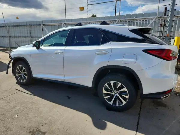 2T2HZMDA7MC261572 2021 LEXUS RX - Image 2