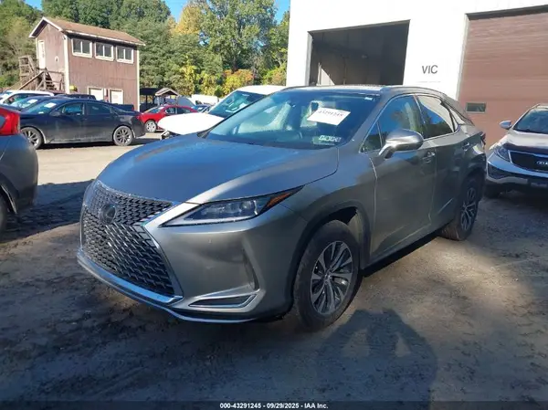 2T2HZMDA7MC269042 2021 LEXUS RX - Image 2