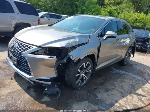 2T2HZMDA7MC303531 2021 LEXUS RX - Image 2