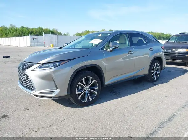 2T2HZMDA7NC358532 2022 LEXUS RX - Image 2