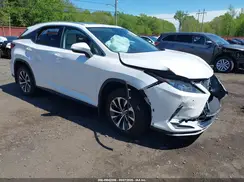 2T2HZMDA8LC215747 2020 LEXUS RX