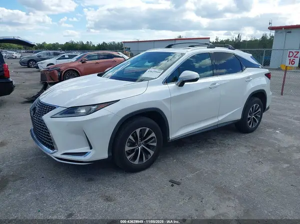 2T2HZMDA8LC216719 2020 LEXUS RX - Image 2
