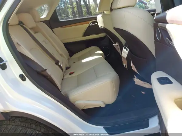 2T2HZMDA8LC243869 2020 LEXUS RX - Image 8