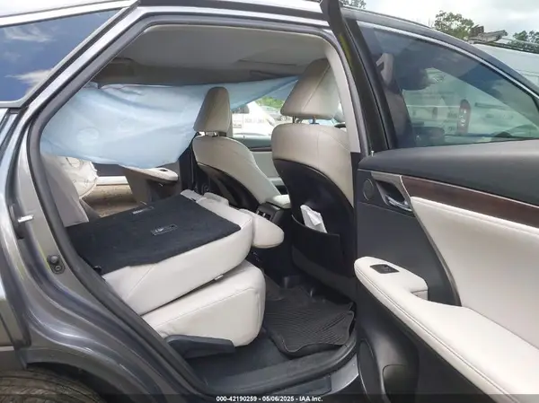 2T2HZMDA8NC313731 2022 LEXUS RX - Image 8