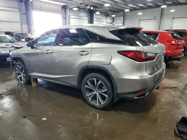 2T2HZMDA8NC321392 2022 LEXUS RX - Image 2