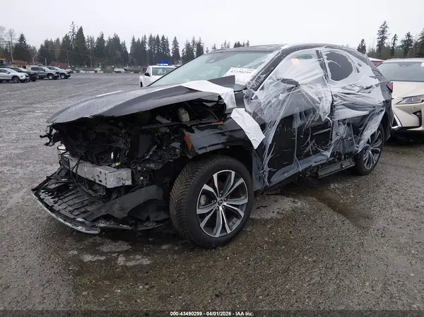 2T2HZMDA8NC324437 2022 LEXUS RX - Image 2