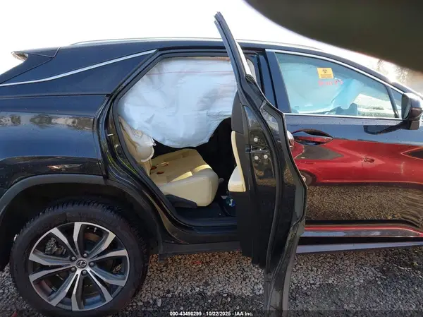 2T2HZMDA8NC324437 2022 LEXUS RX - Image 8