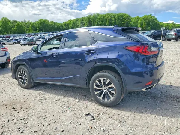 2T2HZMDA8NC325927 2022 LEXUS RX - Image 2