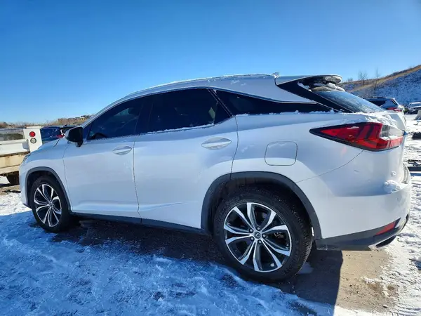 2T2HZMDA8NC342369 2022 LEXUS RX - Image 2