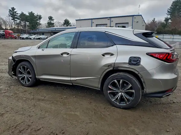 2T2HZMDA8NC343294 2022 LEXUS RX - Image 2