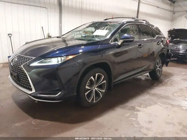 2T2HZMDA8NC358264 2022 LEXUS RX - Image 2