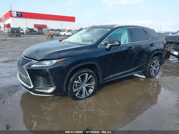 2T2HZMDA8NC368003 2022 LEXUS RX - Image 2