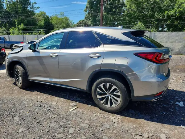 2T2HZMDA9MC267423 2021 LEXUS RX - Image 2
