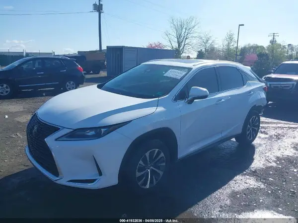 2T2HZMDA9MC271181 2021 LEXUS RX - Image 2