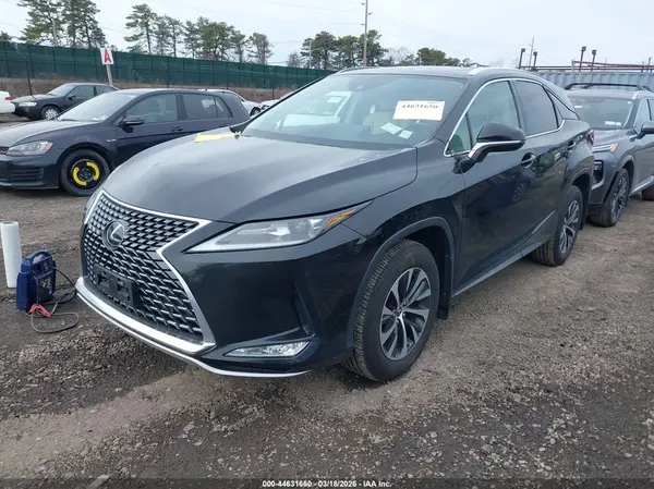 2T2HZMDA9NC314208 2022 LEXUS RX - Image 2