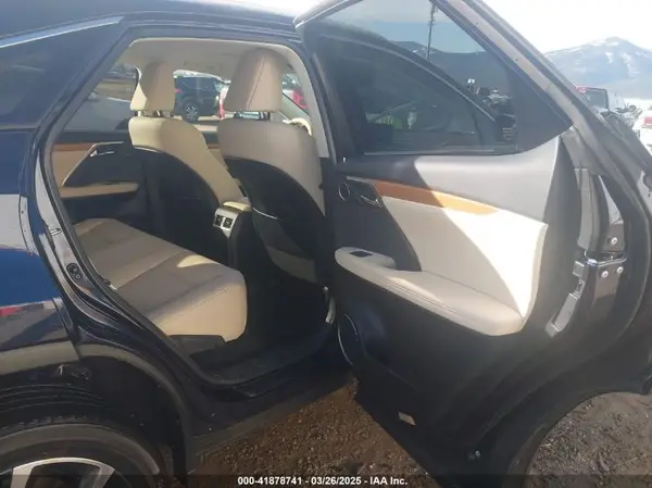 2T2HZMDA9NC344583 2022 LEXUS RX - Image 8