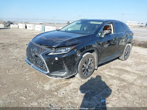 2T2HZMDA9NC345698 2022 LEXUS RX - Image 2