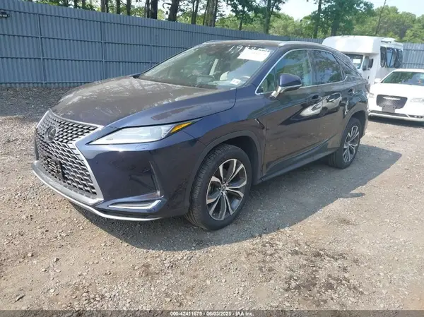 2T2HZMDAXMC264109 2021 LEXUS RX - Image 2