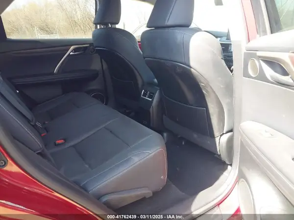 2T2HZMDAXMC268550 2021 LEXUS RX - Image 8