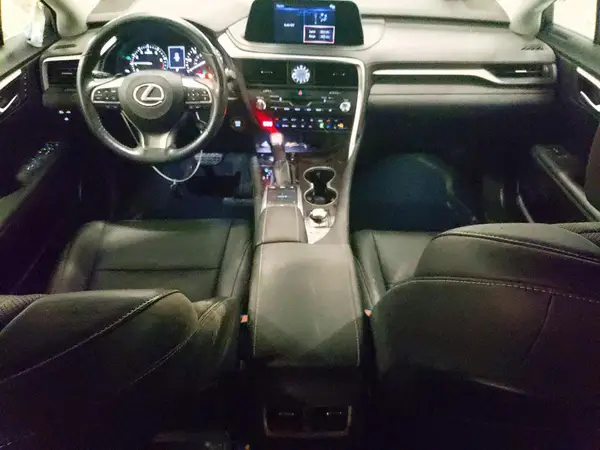 2T2HZMDAXMC301000 2021 LEXUS RX - Image 8