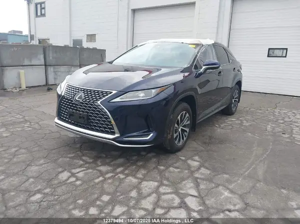 2T2HZMDAXNC311821 2022 LEXUS RX - Image 2