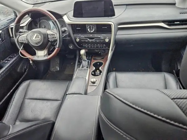 2T2HZMDAXNC311978 2022 LEXUS RX - Image 8