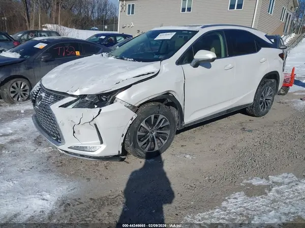 2T2HZMDAXNC345791 2022 LEXUS RX - Image 2