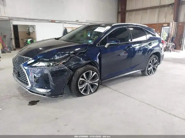 2T2HZMDAXNC349565 2022 LEXUS RX - Image 2