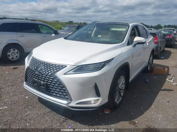 2T2JGMDA0MC061916 2021 LEXUS RX - Image 2