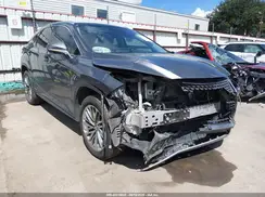 2T2JGMDA1MC069152 2021 LEXUS RX